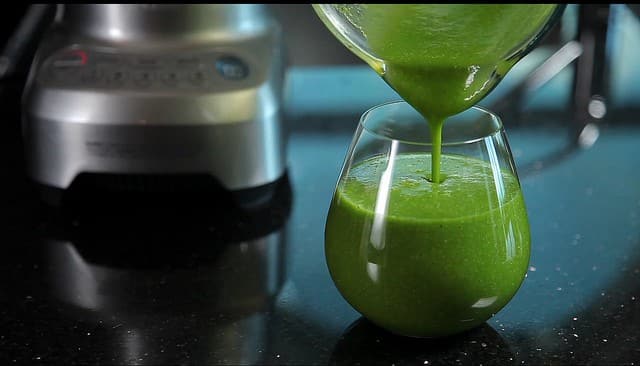 foods for a productive day, green juice